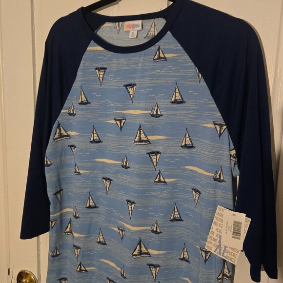 Lularoe Randy- with tags - Picture 1 of 2